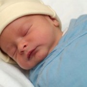 Bebés recién nacidos y sus primeros días