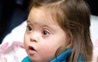 Se buscan familias para adoptar niños con discapacidades