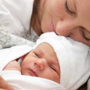 ¿Es seguro el parto natural en casa?