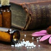 ¿Qué es y para qué sirve la homeopatía?